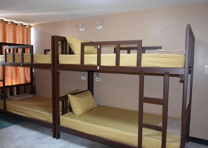Hostel Like *